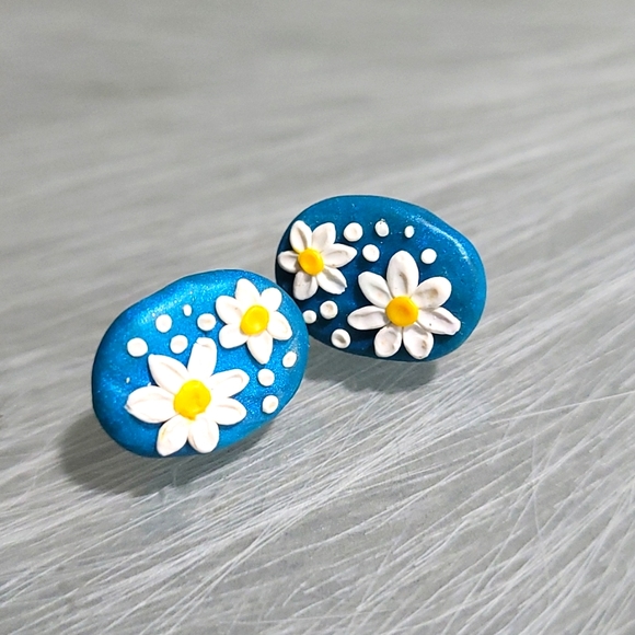 Handmade Clay Polymer Earrings - Picture 2 of 3